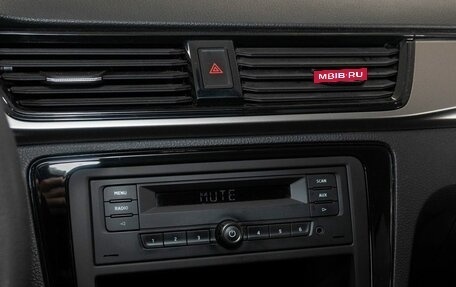 Skoda Rapid II, 2021 год, 1 615 000 рублей, 9 фотография