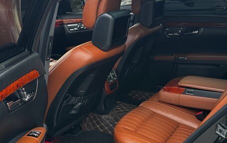 Mercedes-Benz S-Класс, 2011 год, 1 750 000 рублей, 24 фотография