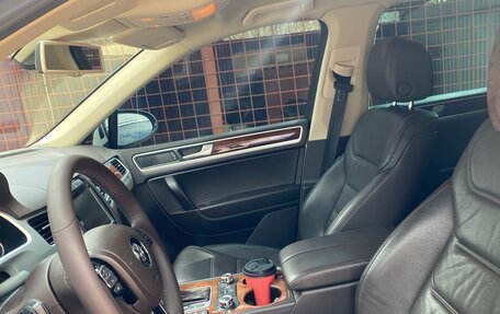 Volkswagen Touareg III, 2013 год, 2 750 000 рублей, 9 фотография