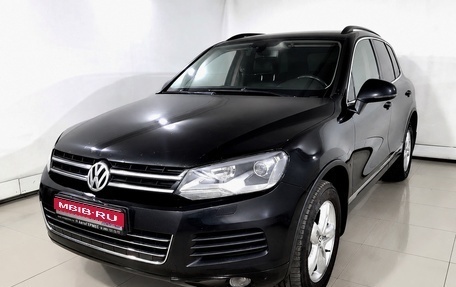 Volkswagen Touareg III, 2011 год, 1 380 000 рублей, 1 фотография