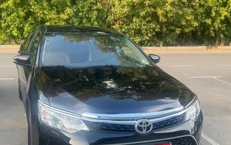 Toyota Camry, 2016 год, 2 200 000 рублей, 5 фотография