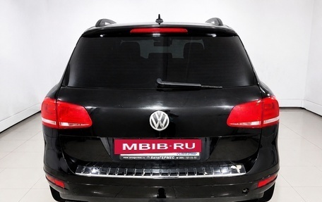 Volkswagen Touareg III, 2011 год, 1 380 000 рублей, 3 фотография
