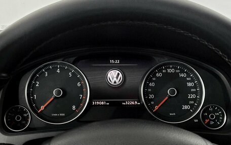 Volkswagen Touareg III, 2011 год, 1 380 000 рублей, 6 фотография