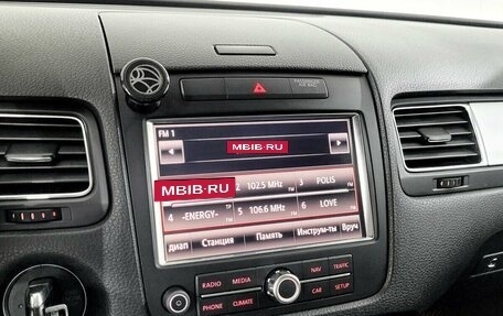 Volkswagen Touareg III, 2011 год, 1 380 000 рублей, 7 фотография