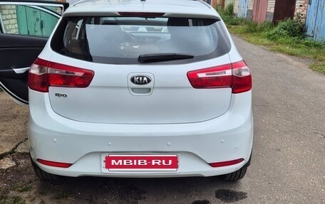 KIA Rio III рестайлинг, 2014 год, 950 000 рублей, 2 фотография