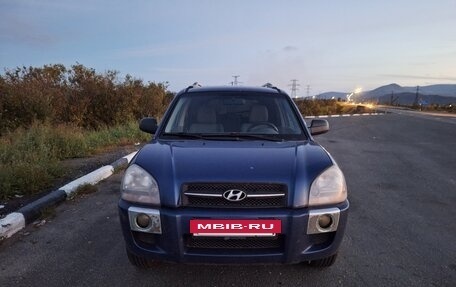 Hyundai Tucson III, 2006 год, 713 000 рублей, 2 фотография