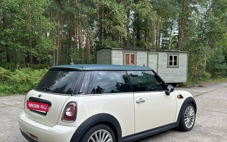 MINI Hatch, 2011 год, 650 000 рублей, 2 фотография