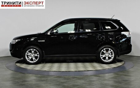 Mitsubishi Outlander III рестайлинг 3, 2014 год, 1 637 000 рублей, 8 фотография