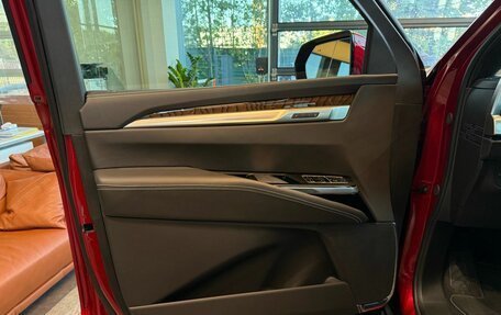 Cadillac Escalade V, 2025 год, 20 990 000 рублей, 9 фотография