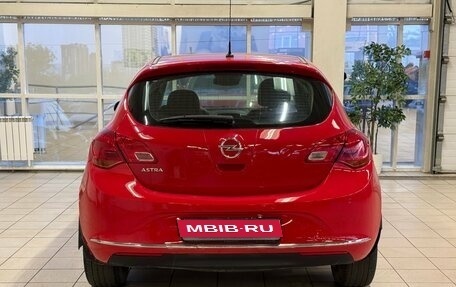 Opel Astra J, 2014 год, 820 000 рублей, 4 фотография