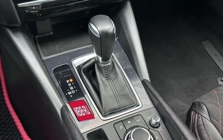 Mazda 6, 2017 год, 1 920 000 рублей, 13 фотография