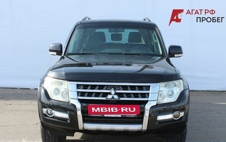 Mitsubishi Pajero IV, 2014 год, 2 080 000 рублей, 2 фотография