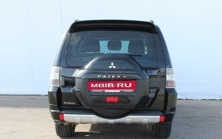 Mitsubishi Pajero IV, 2014 год, 2 080 000 рублей, 6 фотография