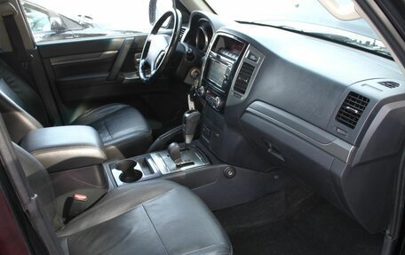 Mitsubishi Pajero IV, 2014 год, 2 080 000 рублей, 12 фотография