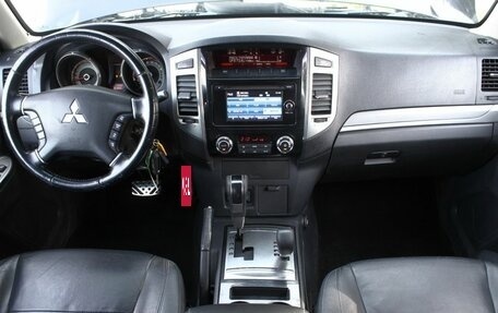 Mitsubishi Pajero IV, 2014 год, 2 080 000 рублей, 16 фотография