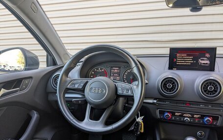 Audi A3, 2019 год, 2 375 000 рублей, 10 фотография