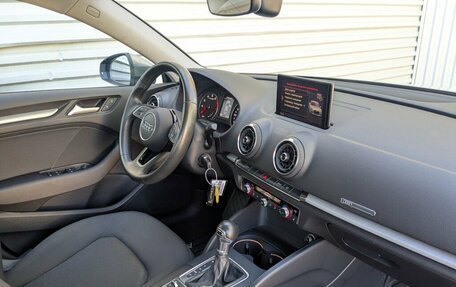 Audi A3, 2019 год, 2 375 000 рублей, 27 фотография