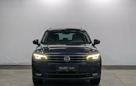 Volkswagen Tiguan II, 2017 год, 2 575 000 рублей, 2 фотография