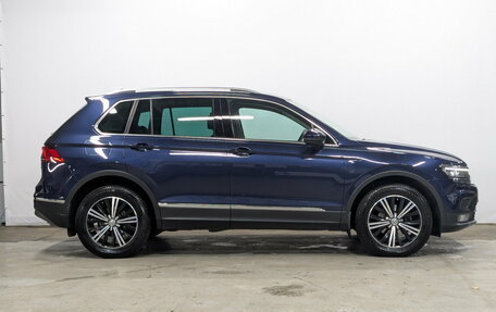 Volkswagen Tiguan II, 2017 год, 2 575 000 рублей, 4 фотография