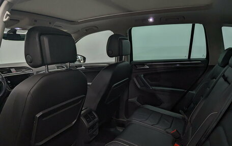 Volkswagen Tiguan II, 2017 год, 2 575 000 рублей, 13 фотография