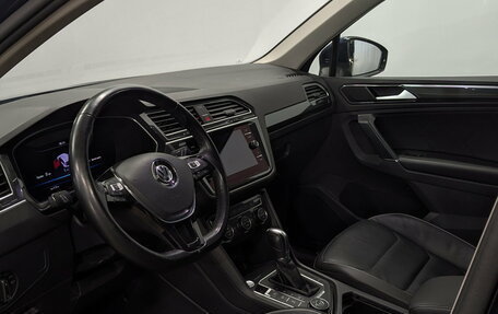 Volkswagen Tiguan II, 2017 год, 2 575 000 рублей, 17 фотография
