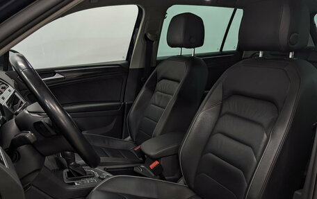 Volkswagen Tiguan II, 2017 год, 2 575 000 рублей, 20 фотография