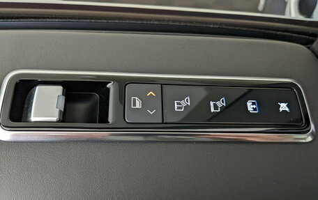 Land Rover Range Rover IV рестайлинг, 2019 год, 6 512 100 рублей, 30 фотография