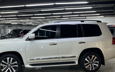 Toyota Land Cruiser 200, 2013 год, 3 550 000 рублей, 16 фотография