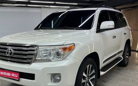 Toyota Land Cruiser 200, 2013 год, 3 550 000 рублей, 17 фотография