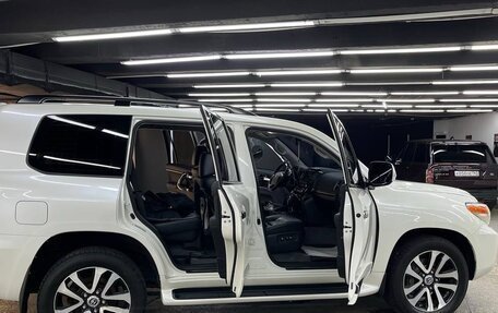Toyota Land Cruiser 200, 2013 год, 3 550 000 рублей, 24 фотография