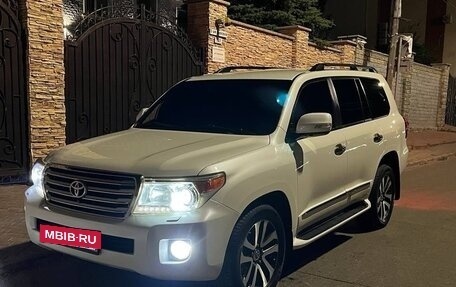 Toyota Land Cruiser 200, 2013 год, 3 550 000 рублей, 29 фотография