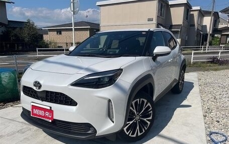 Toyota Yaris Cross, 2023 год, 1 250 001 рублей, 1 фотография