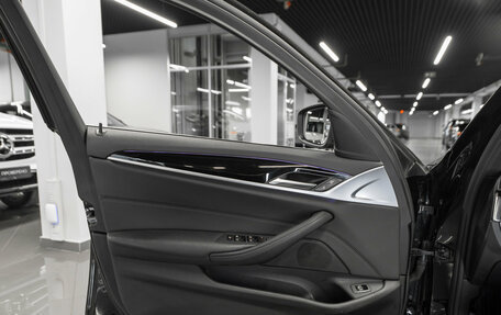 BMW 5 серия, 2018 год, 2 840 000 рублей, 18 фотография