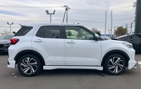 Toyota Raize I, 2022 год, 1 278 000 рублей, 8 фотография