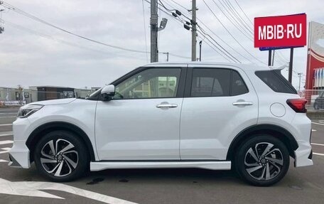 Toyota Raize I, 2022 год, 1 278 000 рублей, 4 фотография