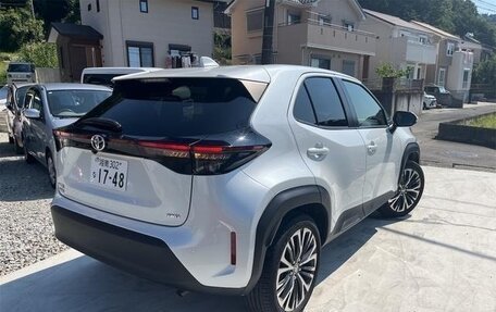 Toyota Yaris Cross, 2023 год, 1 250 001 рублей, 5 фотография