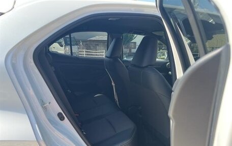 Toyota Yaris Cross, 2023 год, 1 250 001 рублей, 20 фотография