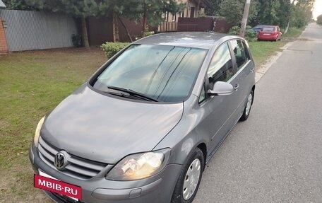 Volkswagen Golf Plus I, 2008 год, 570 000 рублей, 2 фотография