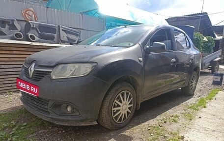 Renault Logan II, 2015 год, 300 000 рублей, 3 фотография