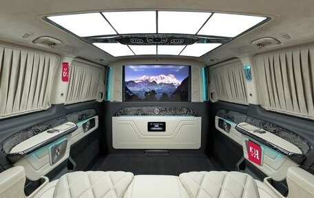 Mercedes-Benz V-Класс, 2026 год, 19 200 000 рублей, 1 фотография