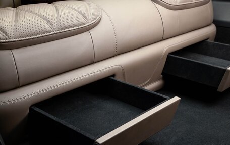 Mercedes-Benz V-Класс, 2026 год, 22 200 000 рублей, 34 фотография