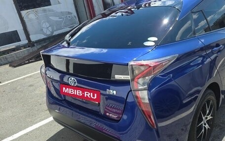 Toyota Prius IV XW50, 2016 год, 140 000 рублей, 5 фотография