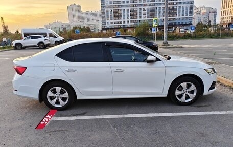 Skoda Octavia IV, 2021 год, 1 750 000 рублей, 2 фотография