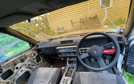 Nissan Skyline, 1985 год, 70 000 рублей, 10 фотография