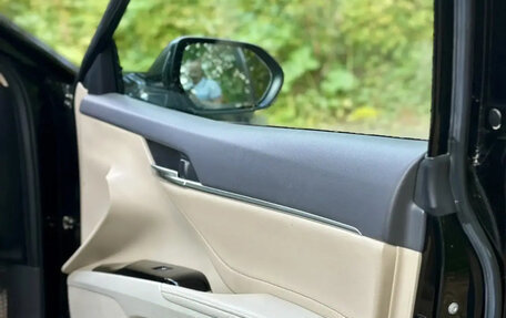 Toyota Camry, 2018 год, 3 200 000 рублей, 16 фотография