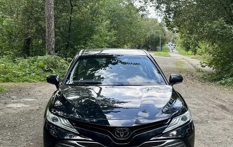 Toyota Camry, 2018 год, 3 200 000 рублей, 13 фотография