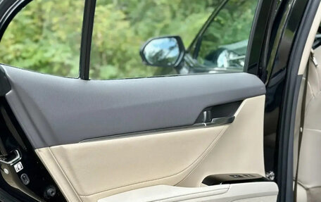 Toyota Camry, 2018 год, 3 200 000 рублей, 19 фотография