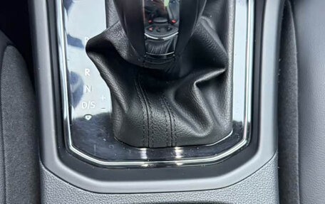 Volkswagen Touran III, 2023 год, 1 990 000 рублей, 9 фотография
