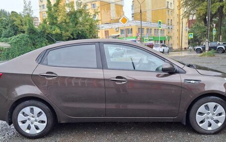 KIA Rio III рестайлинг, 2017 год, 650 000 рублей, 2 фотография