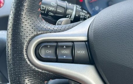Honda Stream II, 2014 год, 985 000 рублей, 13 фотография